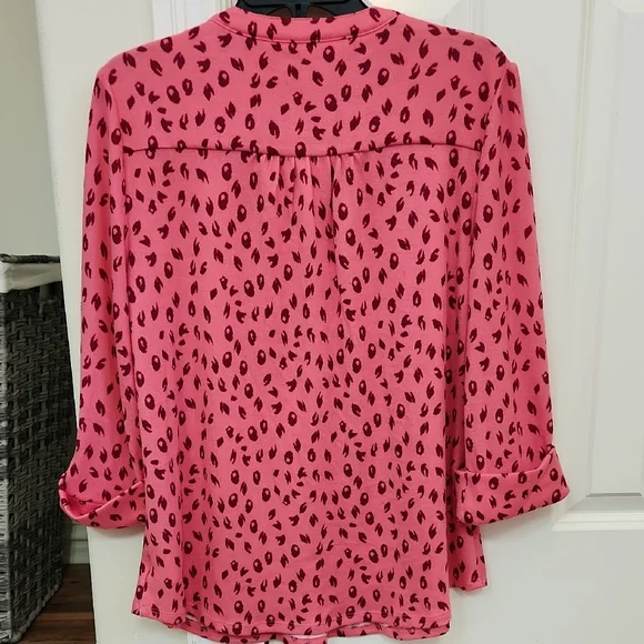Kim Rogers Pink Blouse with Red Accents - Picture 6 of 7